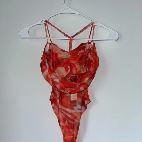 Mesh balconette style body suit - Picture 2 of 2